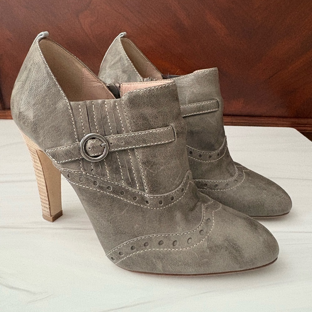 SJP by Sarah Jessica Parker Heeled Boots - sample sale